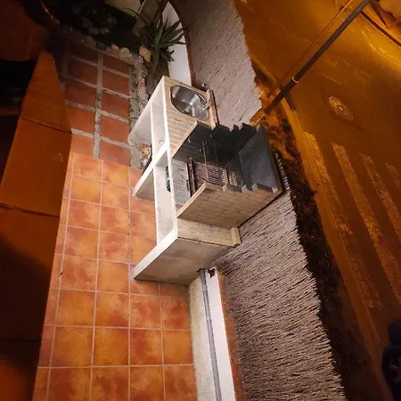 Сasa de vacaciones Casa Con 2 Plantas, Barbacoa, Chill Out, Piscina Y Jardin