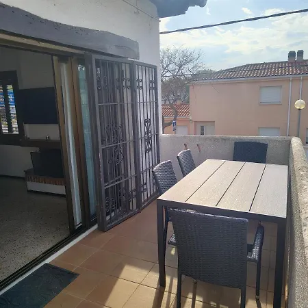 Casa vacanze Kuqueta, *