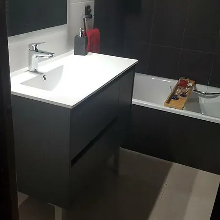 Kuqueta, *